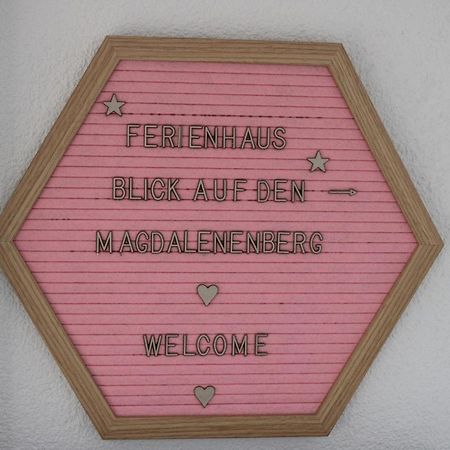 Blick Auf Den Magdalenenberg Apartamento Villingen-Schwenningen Exterior foto